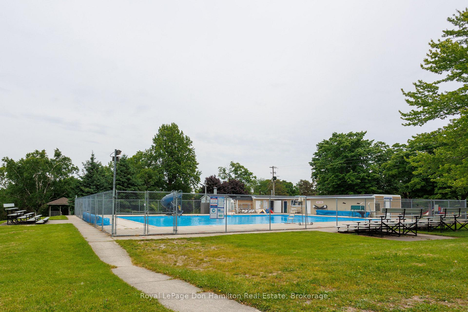 Photo 43 of 625 Elizabeth Street E, North Perth, Listowel — HOMEH