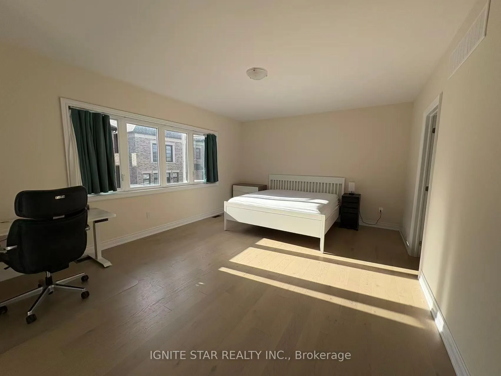 Photo 17 of 1264 Queens Plate Road, Oakville, Glen Abbey — HOMEH