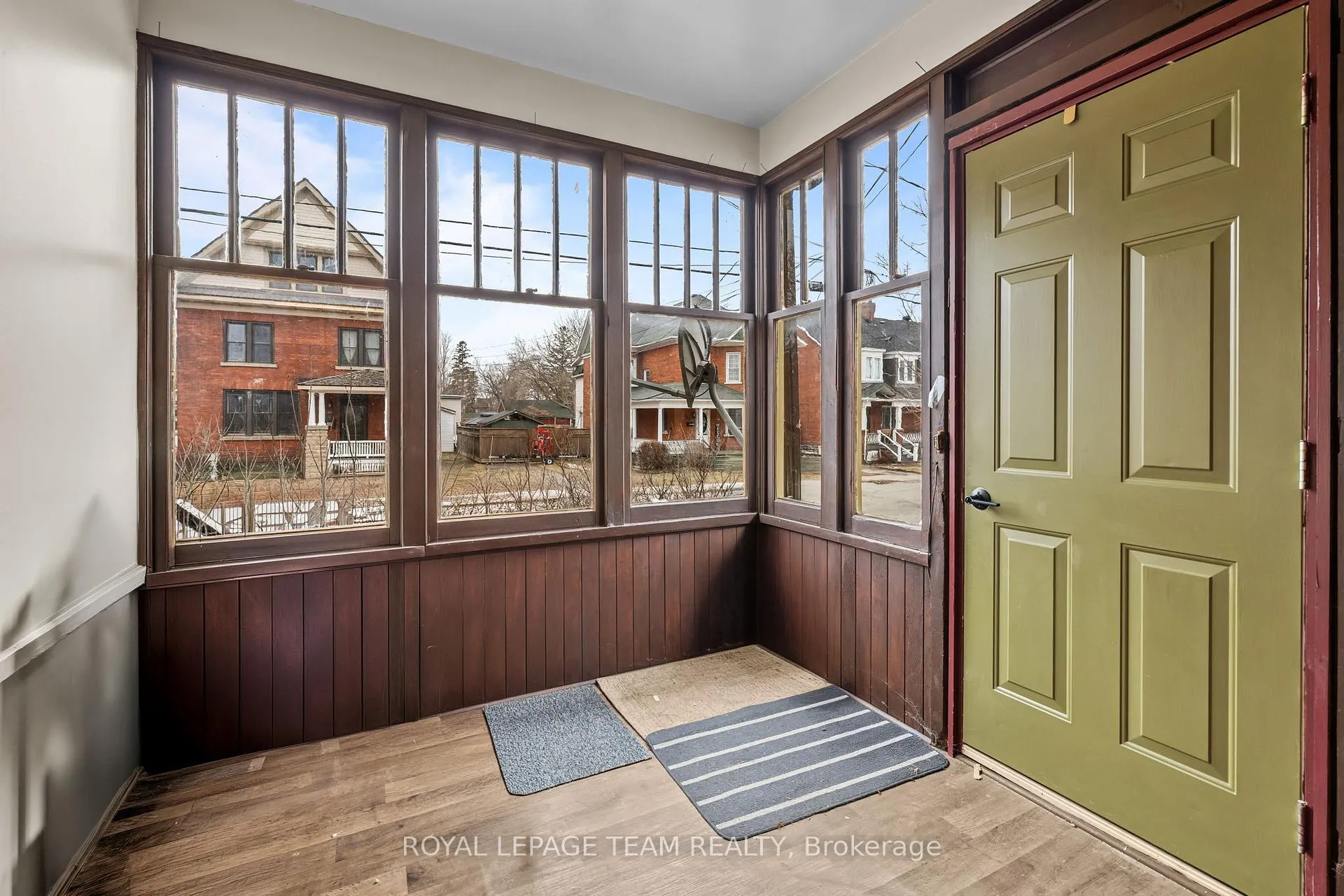 Photo 4 of Unit C, 10 Glen Avenue, Smiths Falls — HOMEH