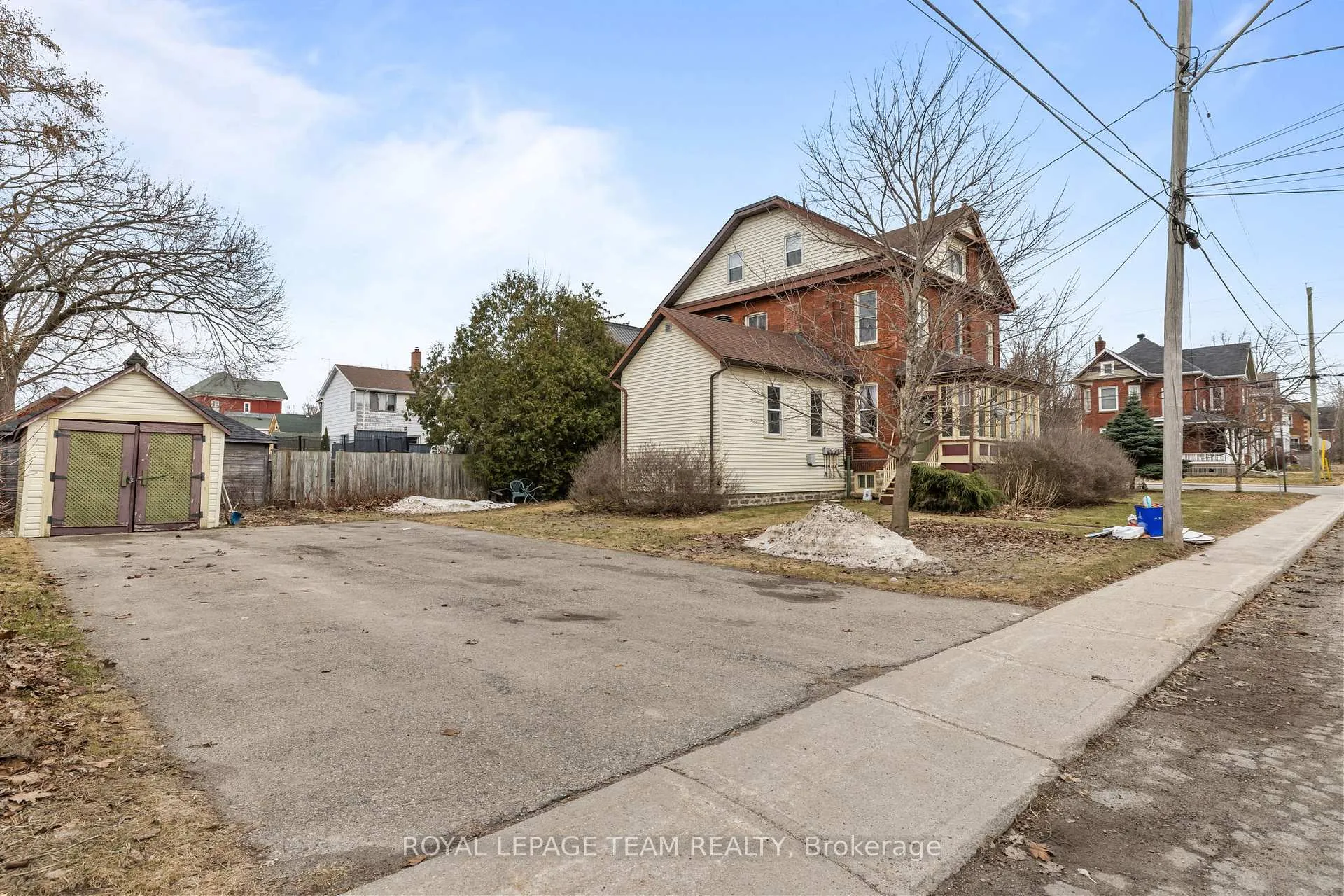 Photo 19 of Unit C, 10 Glen Avenue, Smiths Falls — HOMEH