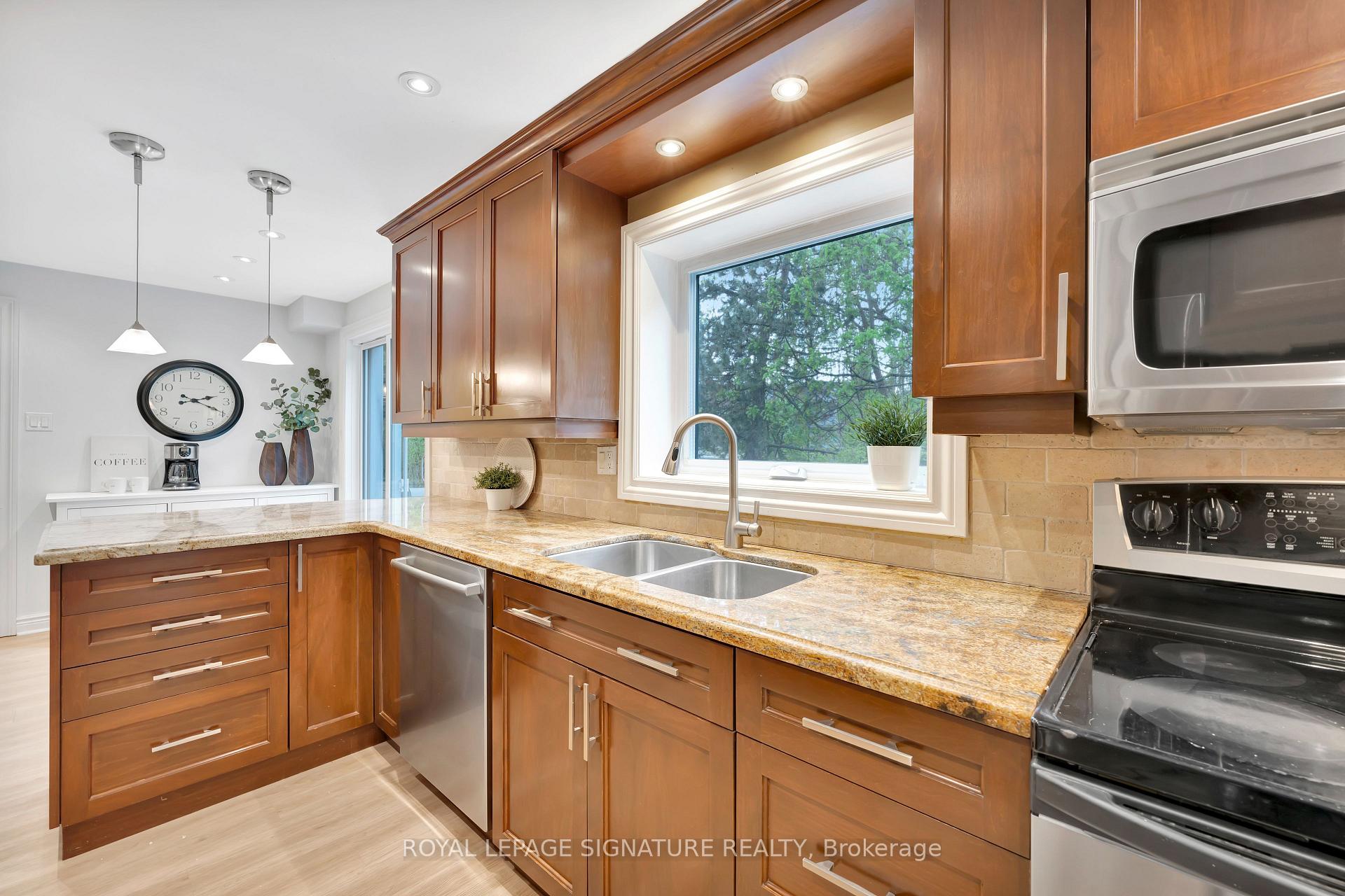 Photo 9 of 144 Macdonald Crescent, Milton, Dorset Park — HOMEH