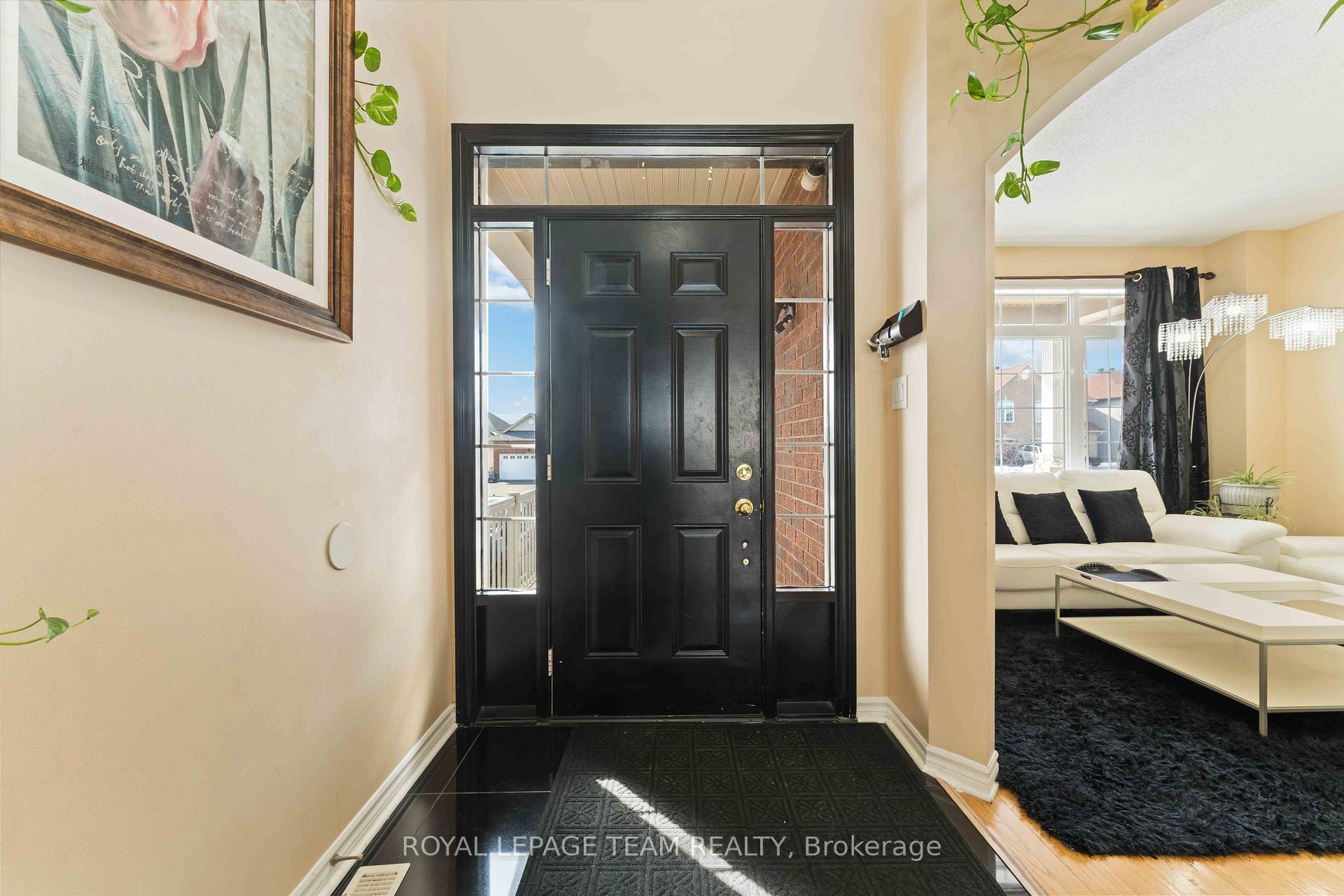 Photo 4 of 356 Saddleridge Drive, Ottawa, Mer Bleue/Bradley Estates/Anderson Park — HOMEH