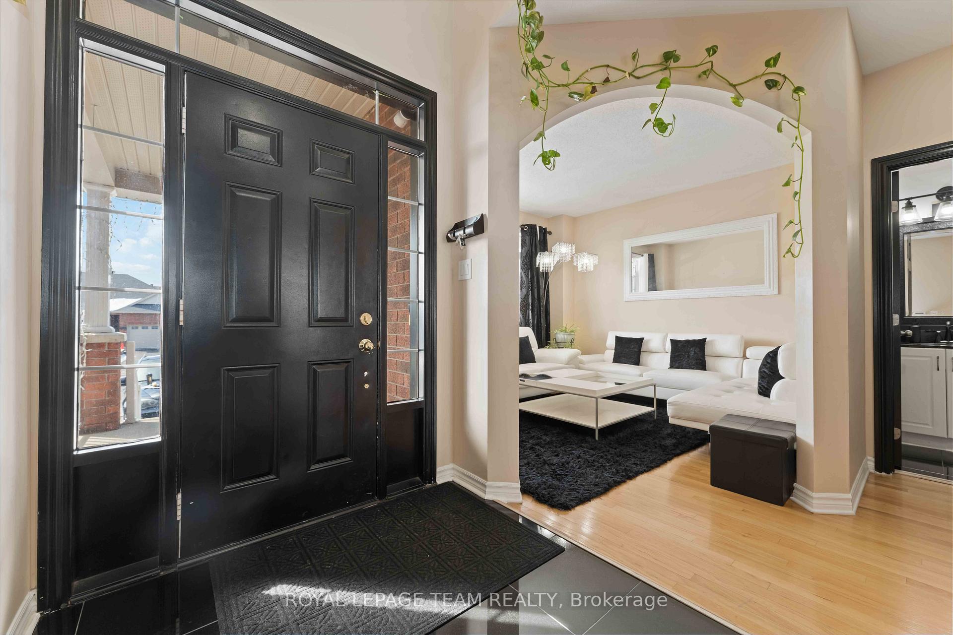 Photo 5 of 356 Saddleridge Drive, Ottawa, Mer Bleue/Bradley Estates/Anderson Park — HOMEH