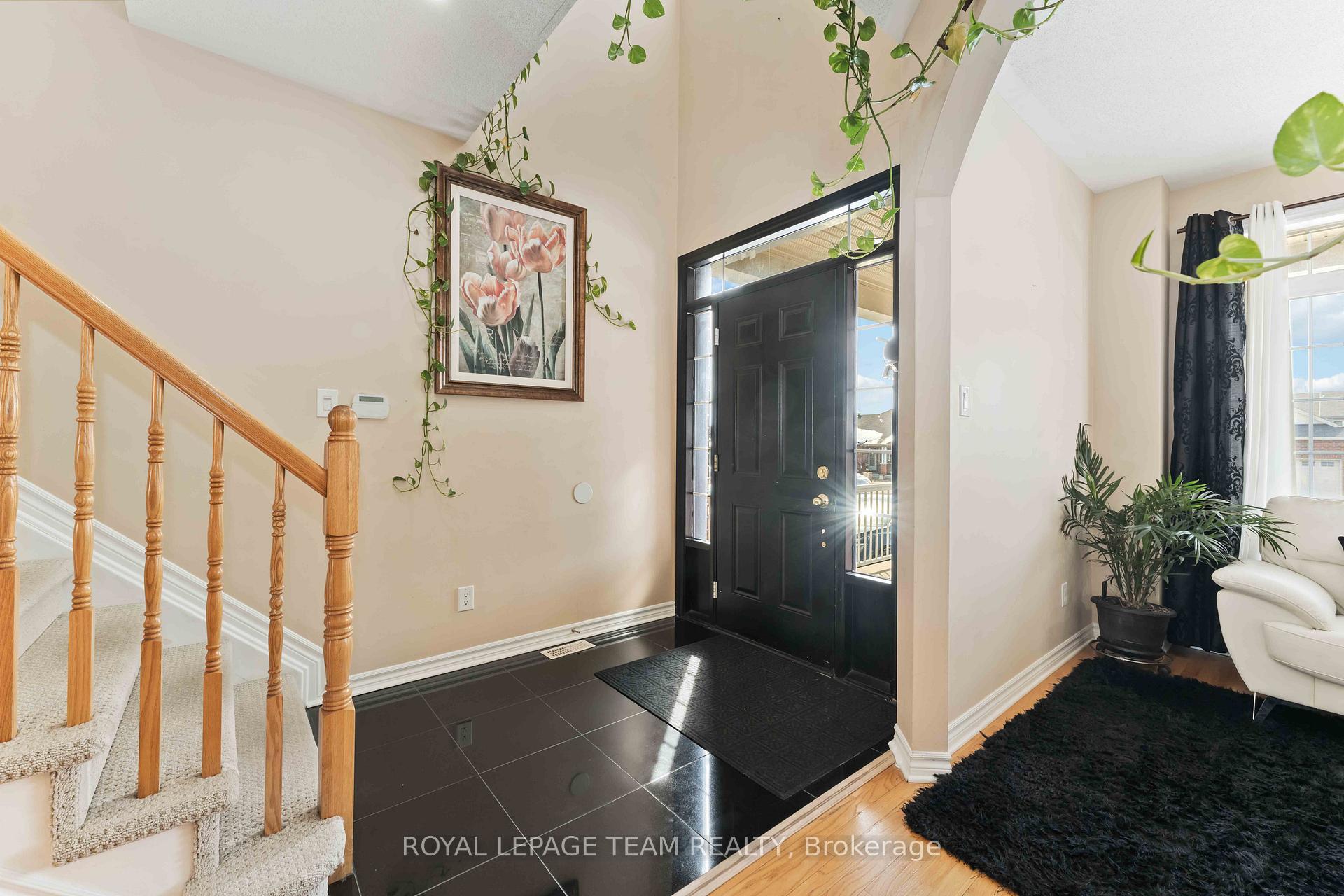 Photo 6 of 356 Saddleridge Drive, Ottawa, Mer Bleue/Bradley Estates/Anderson Park — HOMEH