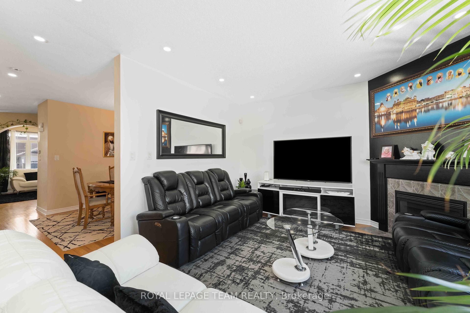 Photo 18 of 356 Saddleridge Drive, Ottawa, Mer Bleue/Bradley Estates/Anderson Park — HOMEH