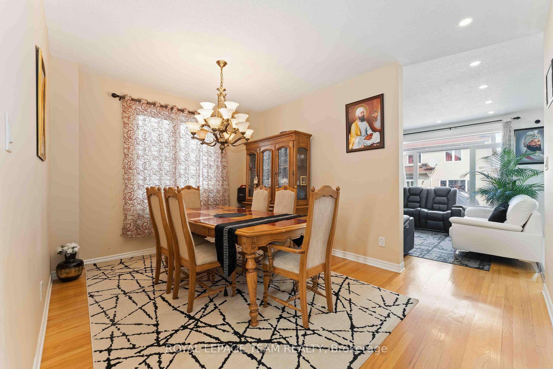 Photo 22 of 356 Saddleridge Drive, Ottawa, Mer Bleue/Bradley Estates/Anderson Park — HOMEH