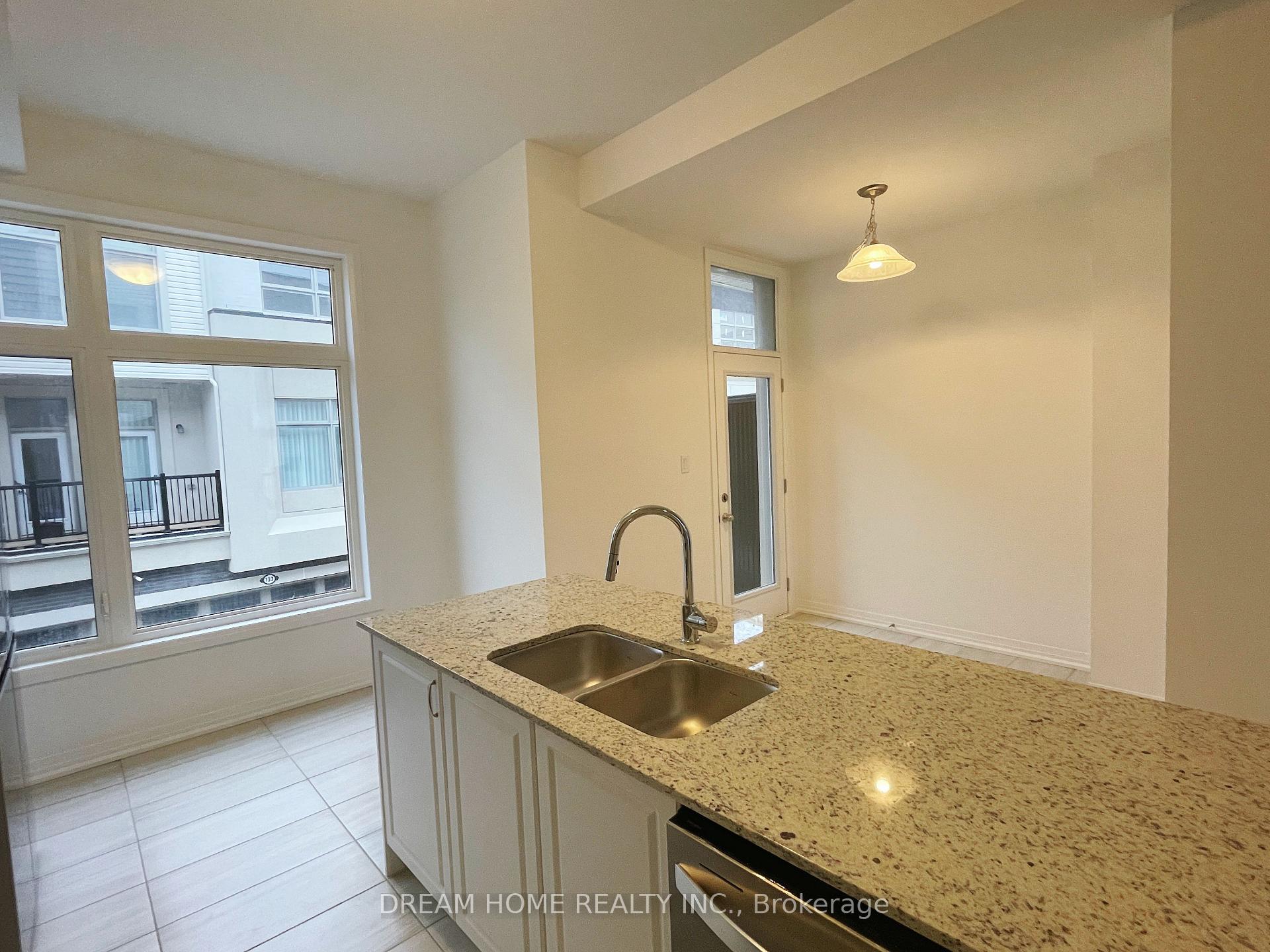 Photo 5 of 9 Albert Firman Lane, Markham, Cachet — HOMEH