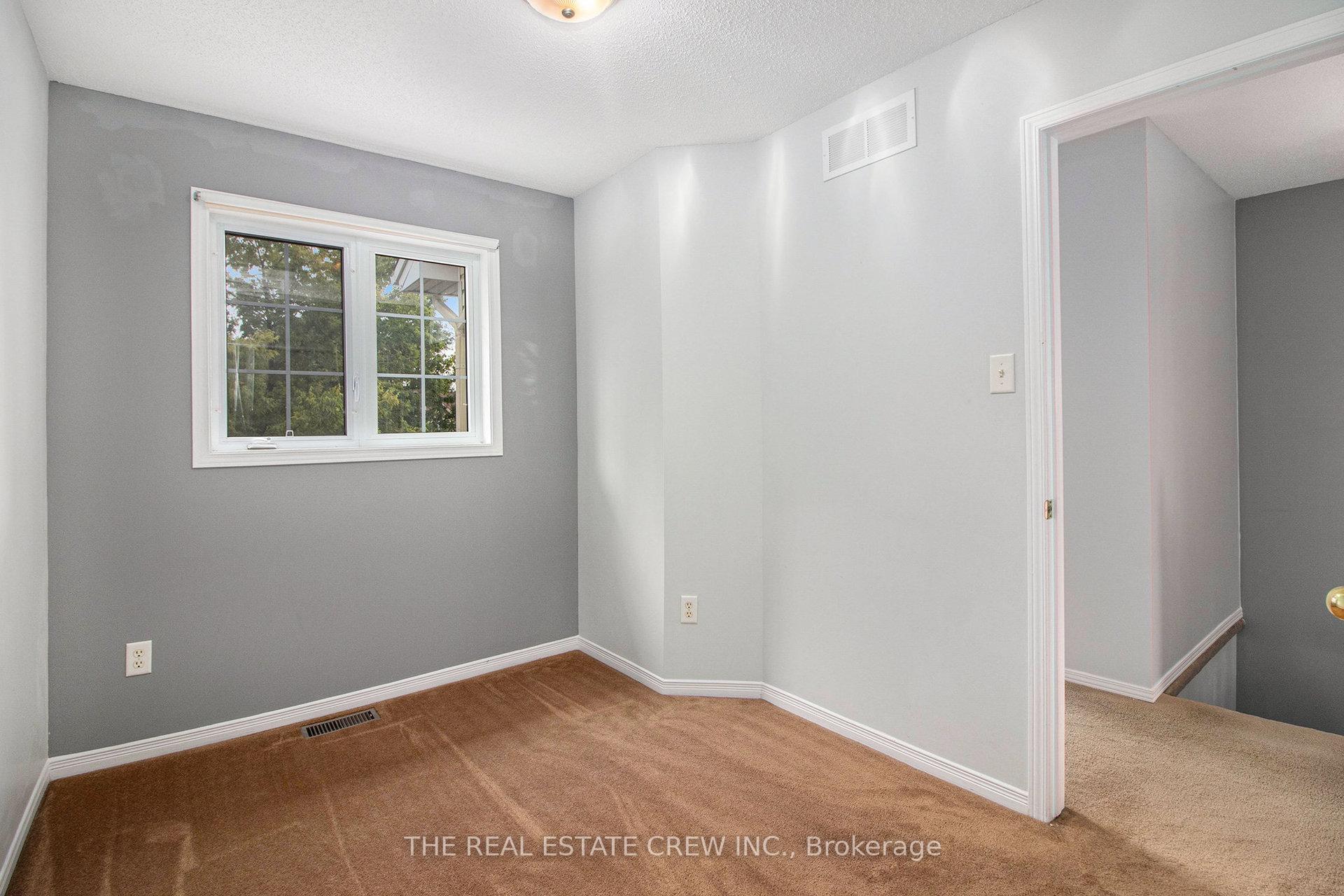 Photo 20 of 2056 Scully Way S, Ottawa, Fallingbrook/Gardenway South — HOMEH
