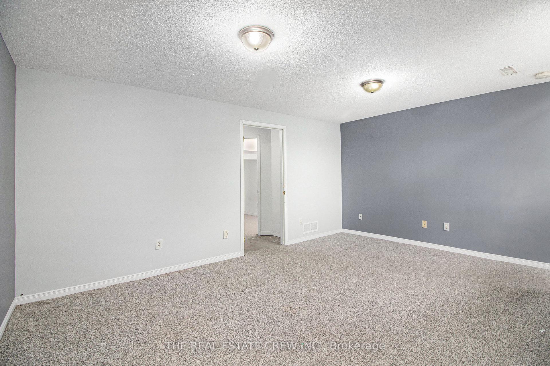 Photo 25 of 2056 Scully Way S, Ottawa, Fallingbrook/Gardenway South — HOMEH