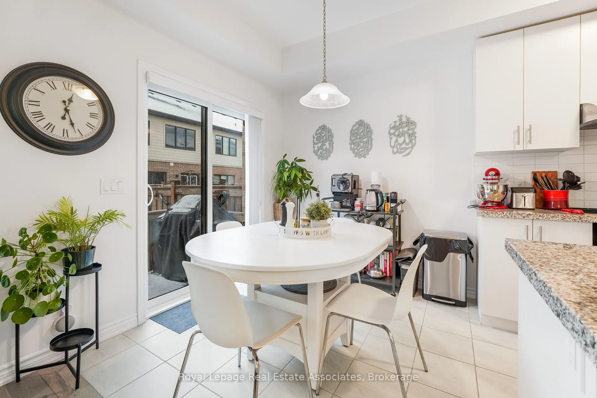 Photo 10 of 376 Wheat Boom Drive, Oakville, Joshua Meadows — HOMEH