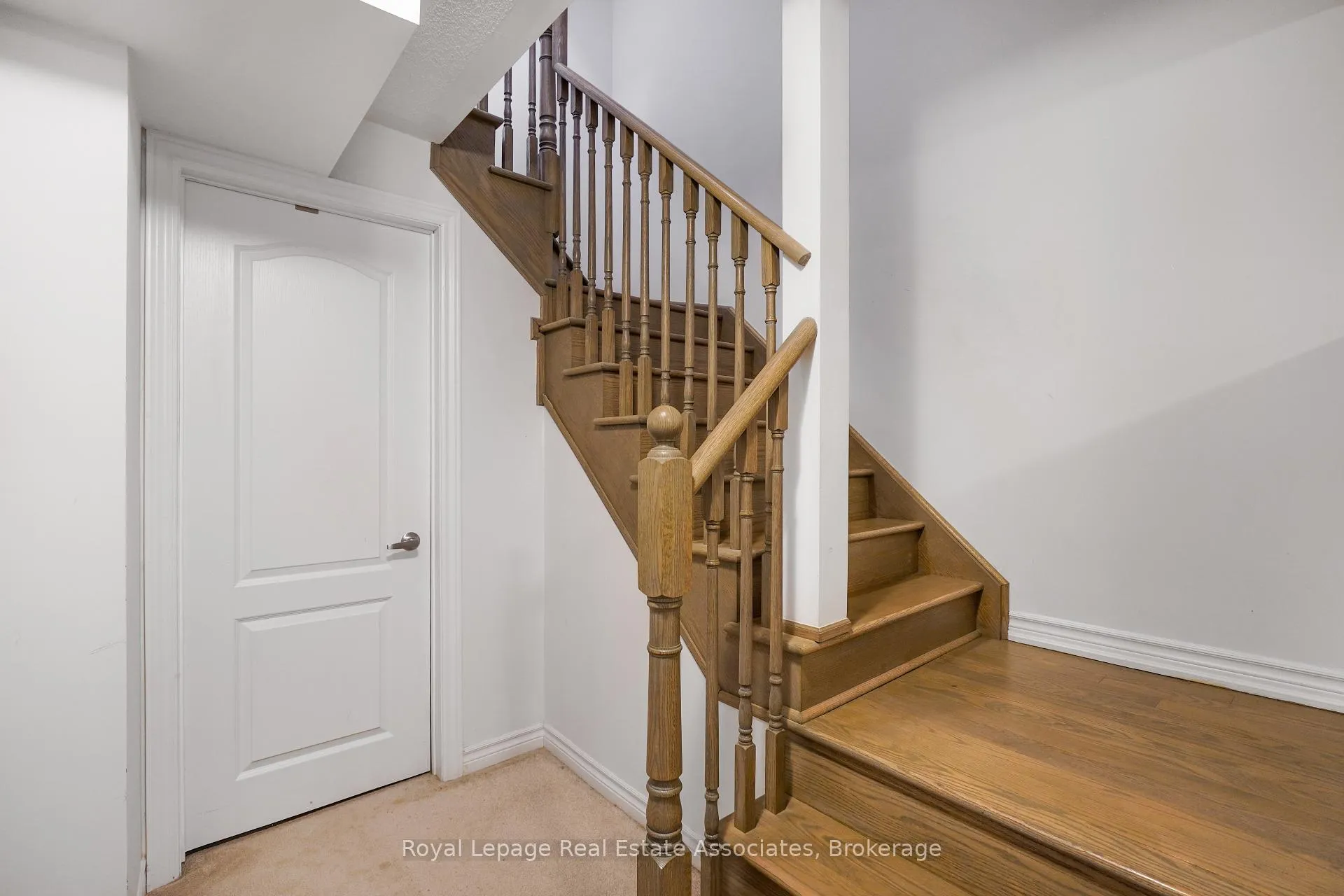 Photo 15 of 376 Wheat Boom Drive, Oakville, Joshua Meadows — HOMEH