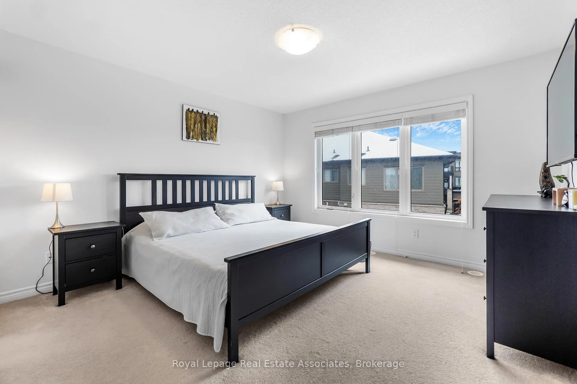 Photo 16 of 376 Wheat Boom Drive, Oakville, Joshua Meadows — HOMEH