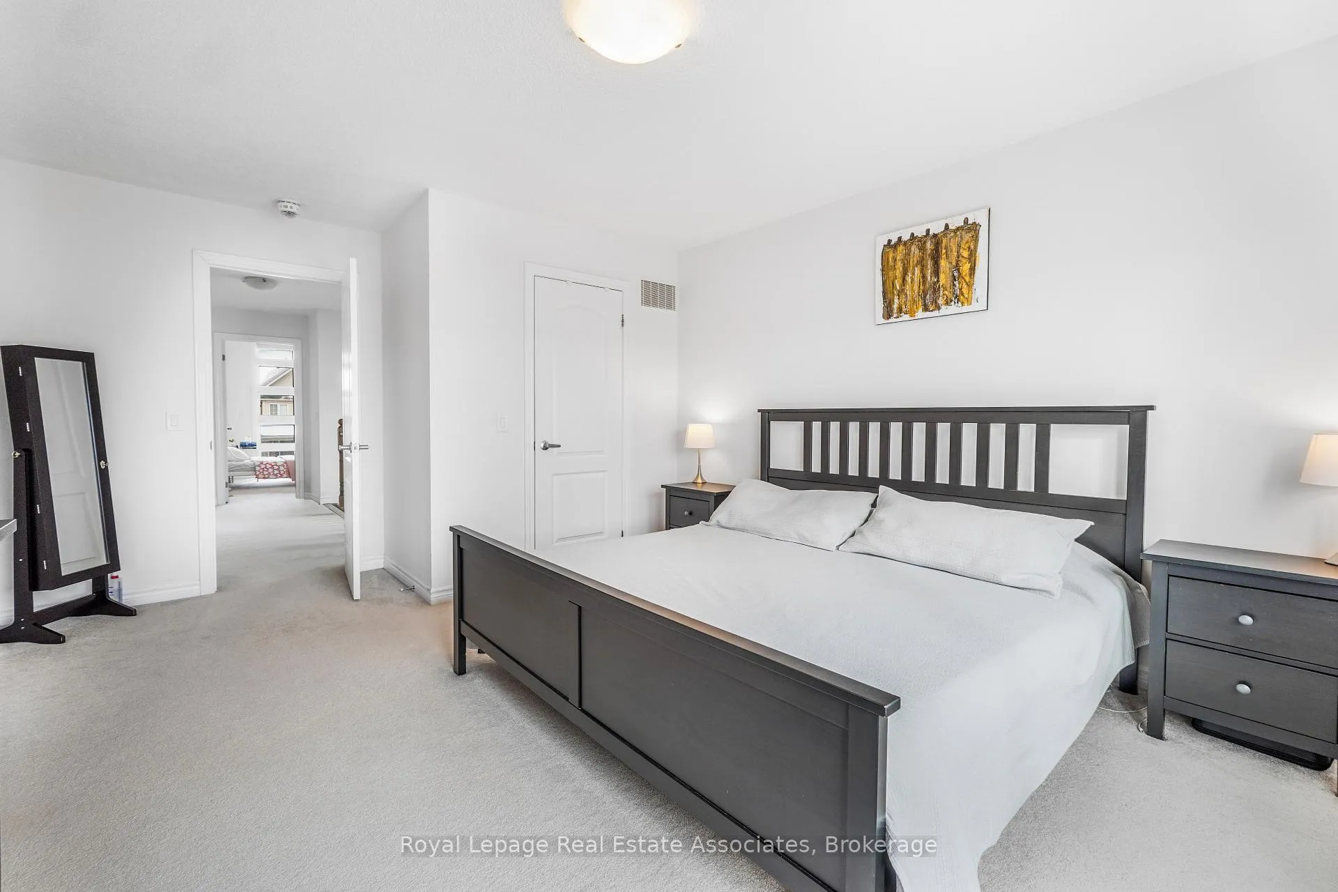 Photo 17 of 376 Wheat Boom Drive, Oakville, Joshua Meadows — HOMEH