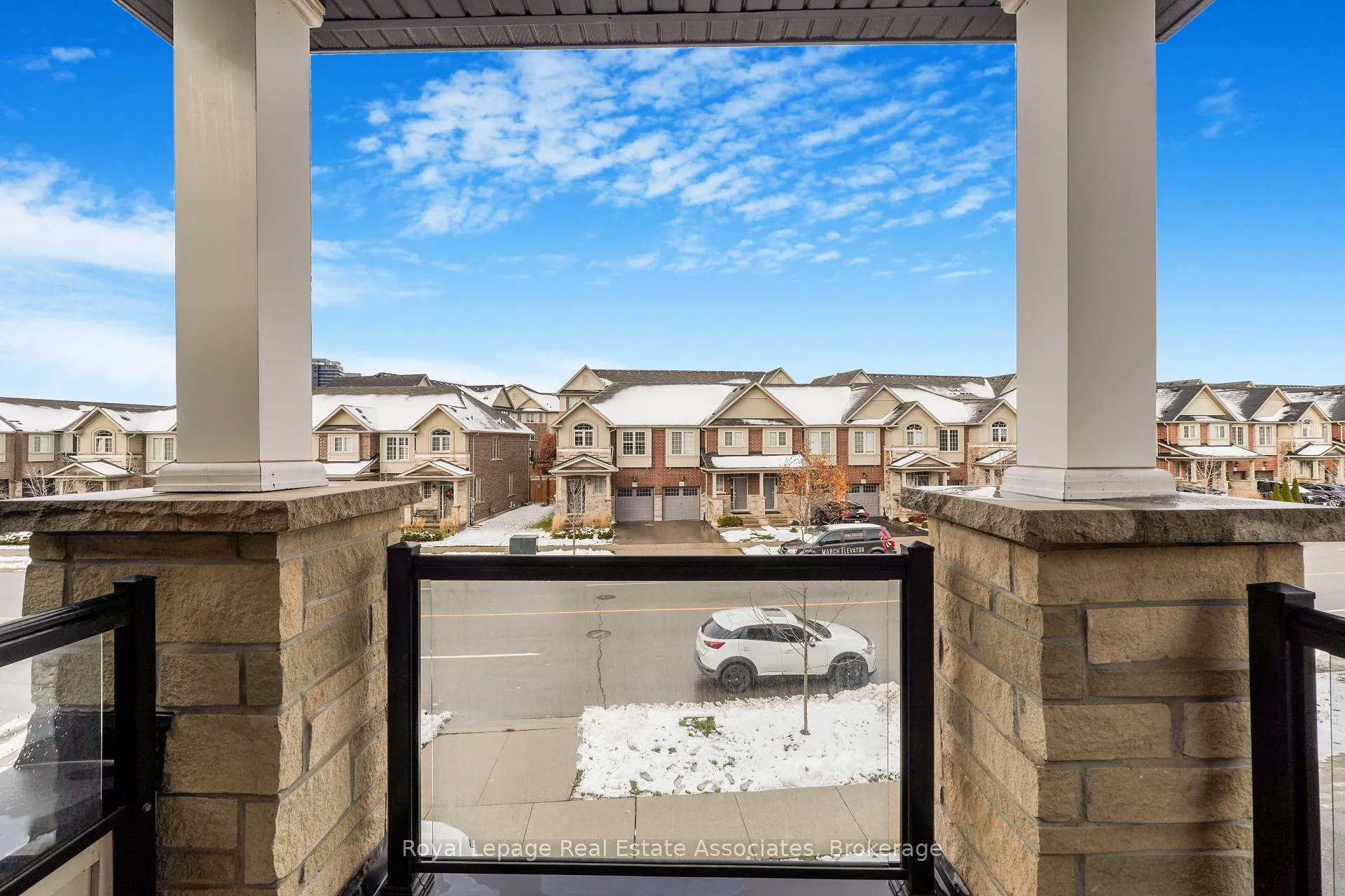 Photo 26 of 376 Wheat Boom Drive, Oakville, Joshua Meadows — HOMEH
