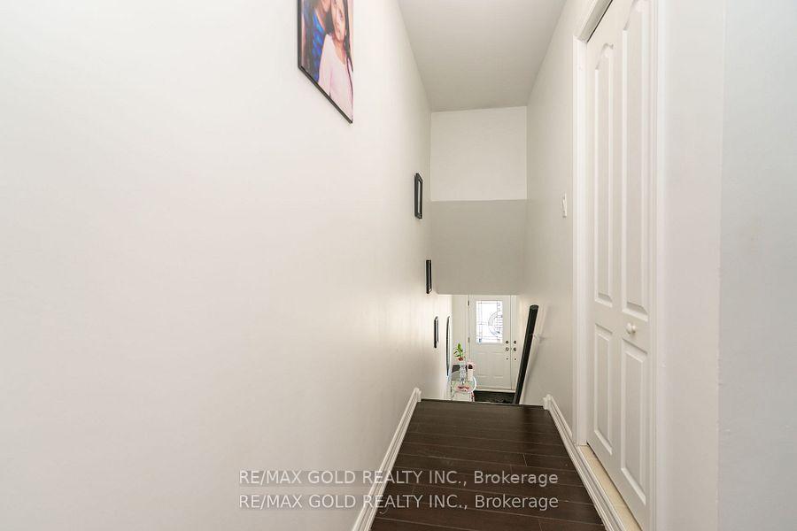 Photo 28 of 7563 Langworthy Drive, Mississauga, Malton — HOMEH