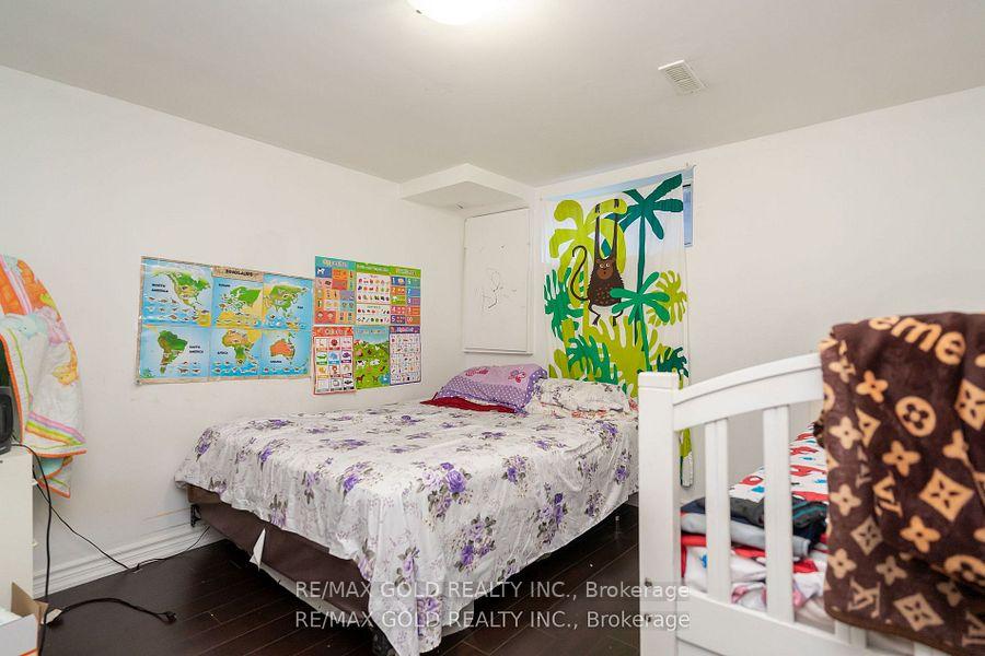 Photo 33 of 7563 Langworthy Drive, Mississauga, Malton — HOMEH