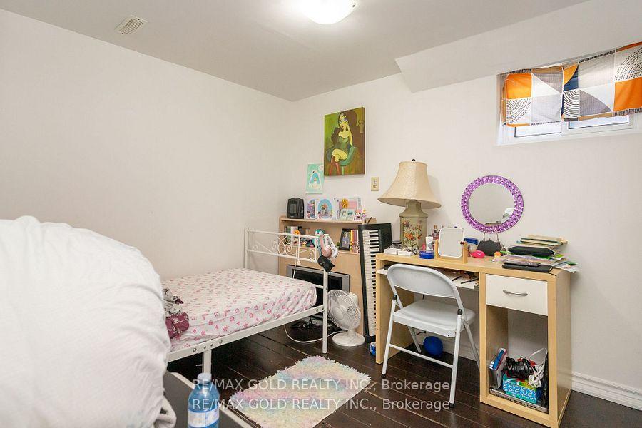 Photo 36 of 7563 Langworthy Drive, Mississauga, Malton — HOMEH