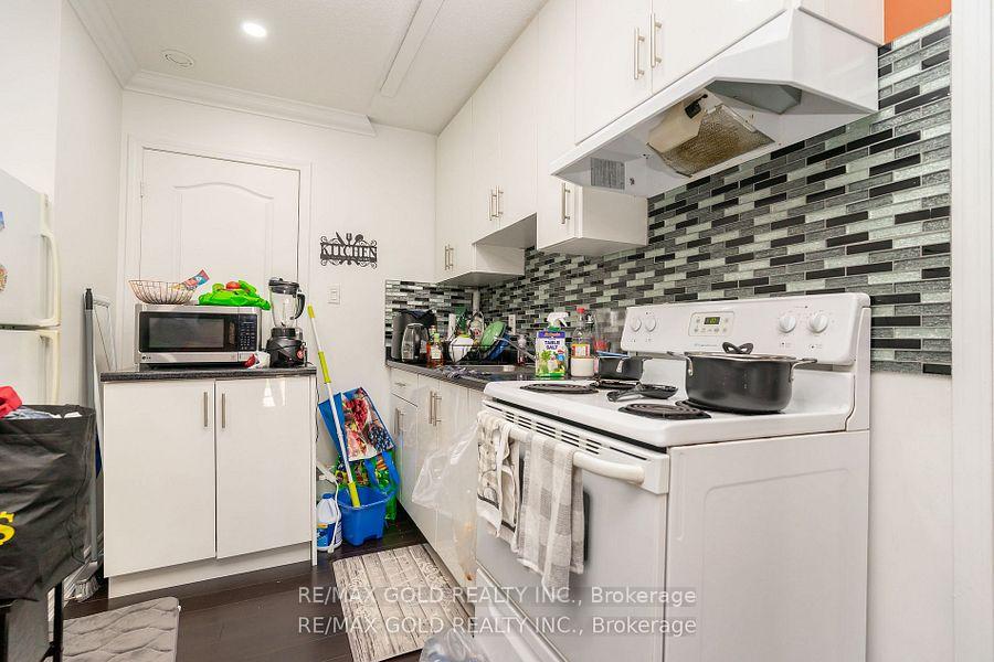Photo 40 of 7563 Langworthy Drive, Mississauga, Malton — HOMEH