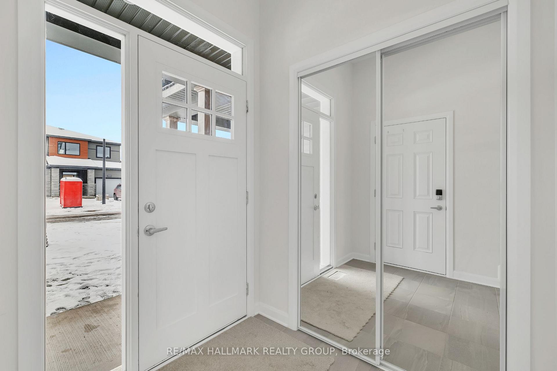 Photo 4 of 310 Establish Avenue, Ottawa, Avalon West — HOMEH