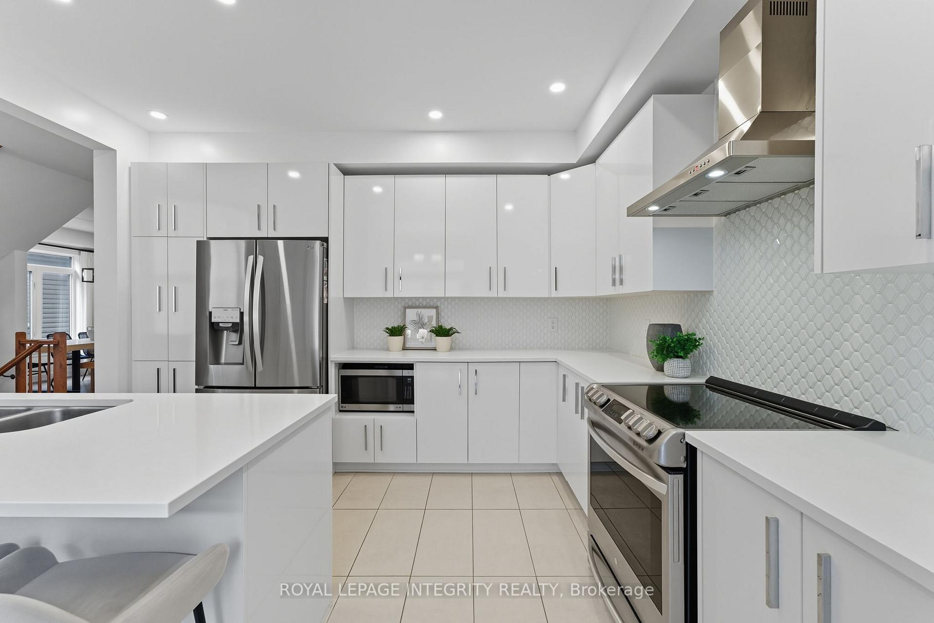 Photo 23 of 271 Joshua Street, Ottawa, Mer Bleue/Bradley Estates/Anderson Park — HOMEH