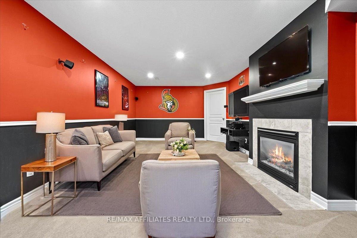 Photo 29 of 628 Everlasting Crescent, Ottawa, Springridge/East Village — HOMEH