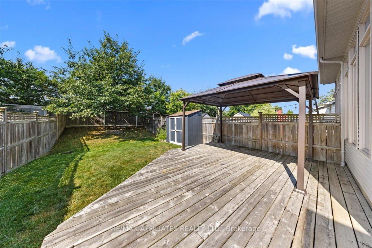 Photo 31 of 628 Everlasting Crescent, Ottawa, Springridge/East Village — HOMEH