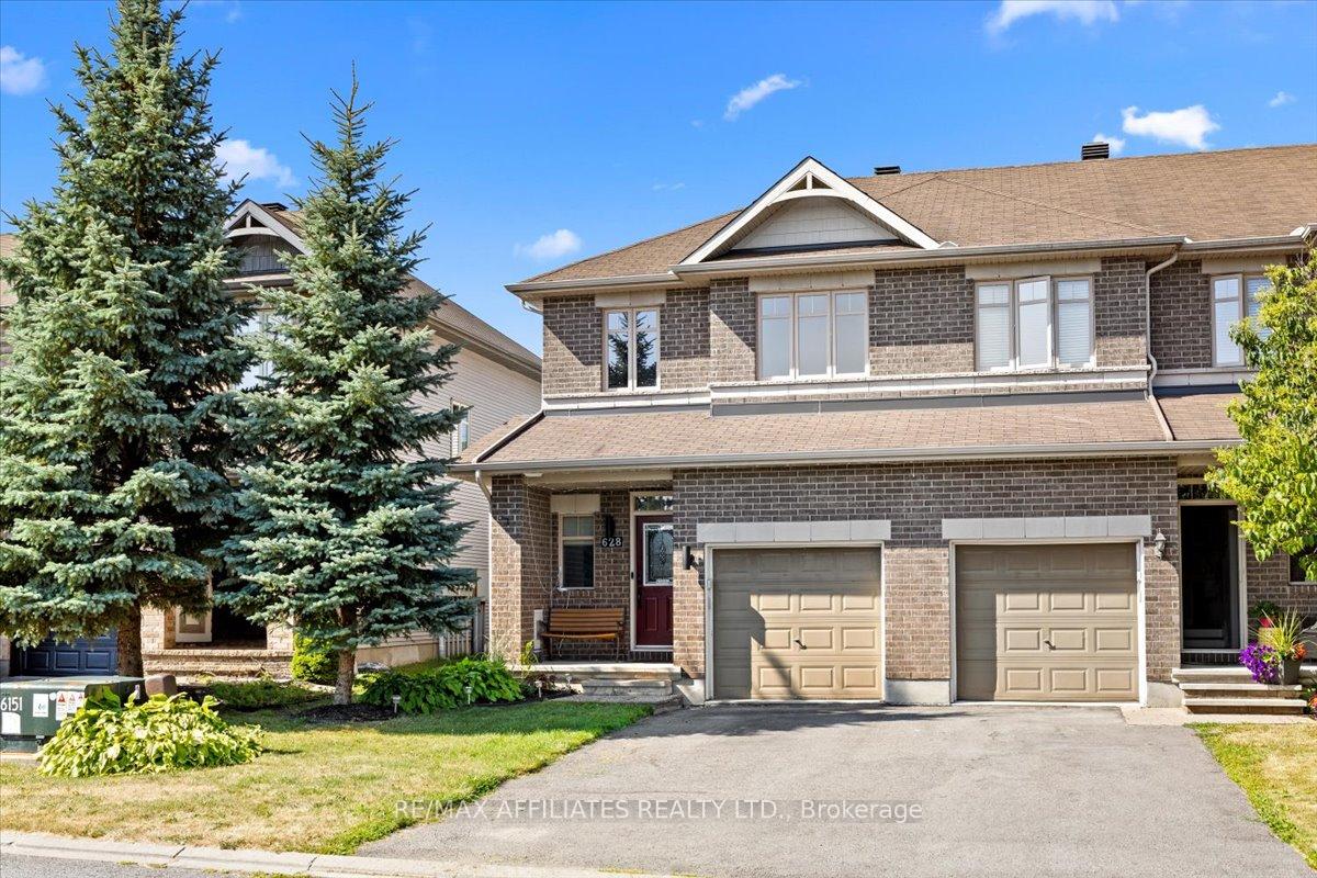Photo 40 of 628 Everlasting Crescent, Ottawa, Springridge/East Village — HOMEH