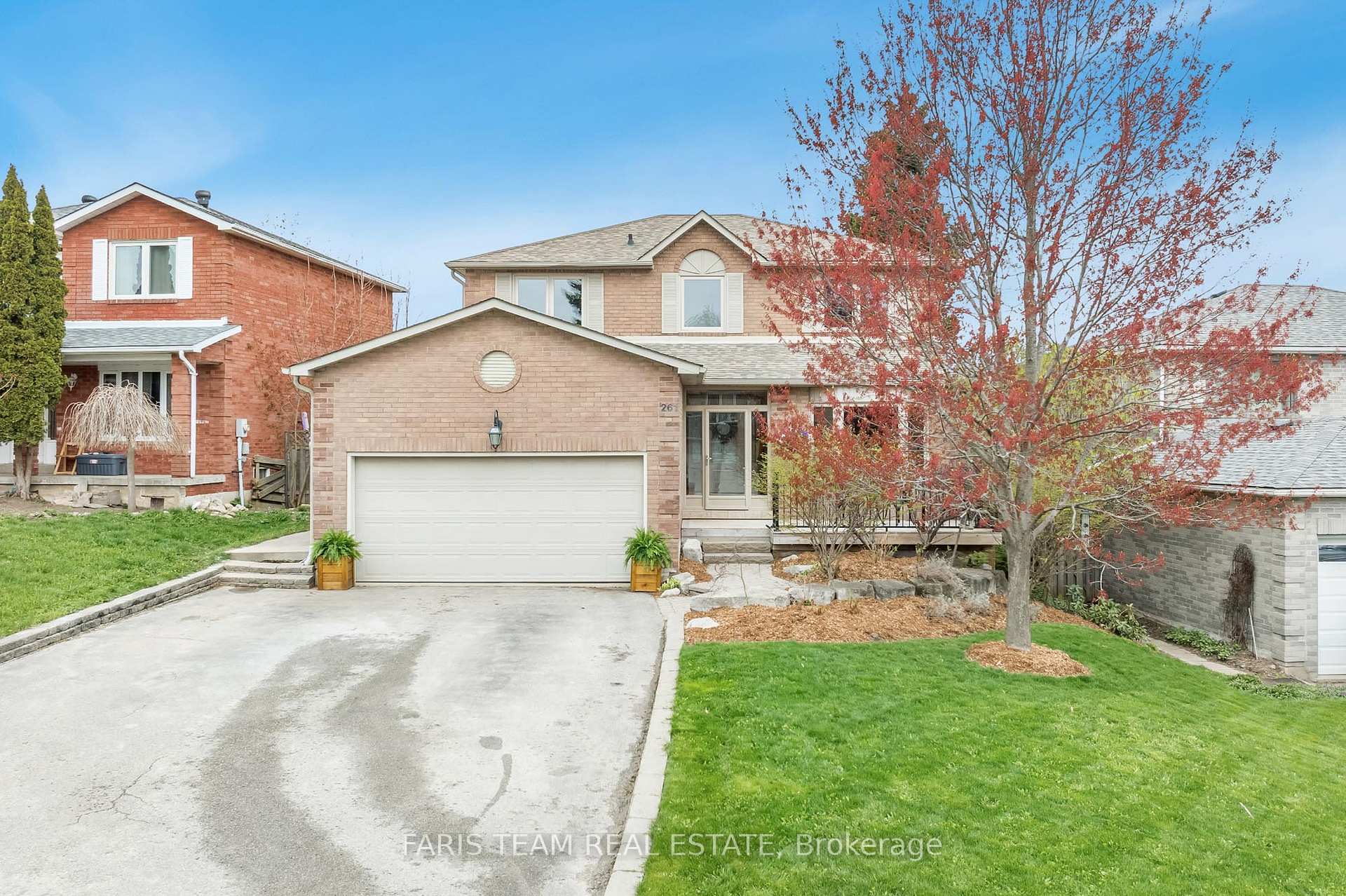 Front of 261 Edenwood Crescent
