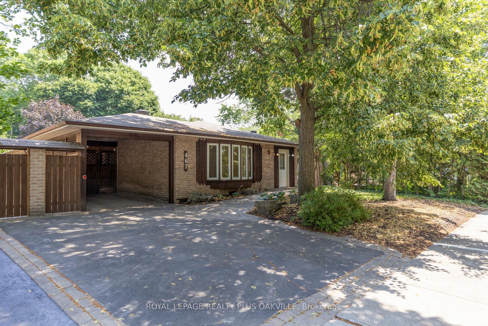 Front of 467 Anthony Drive