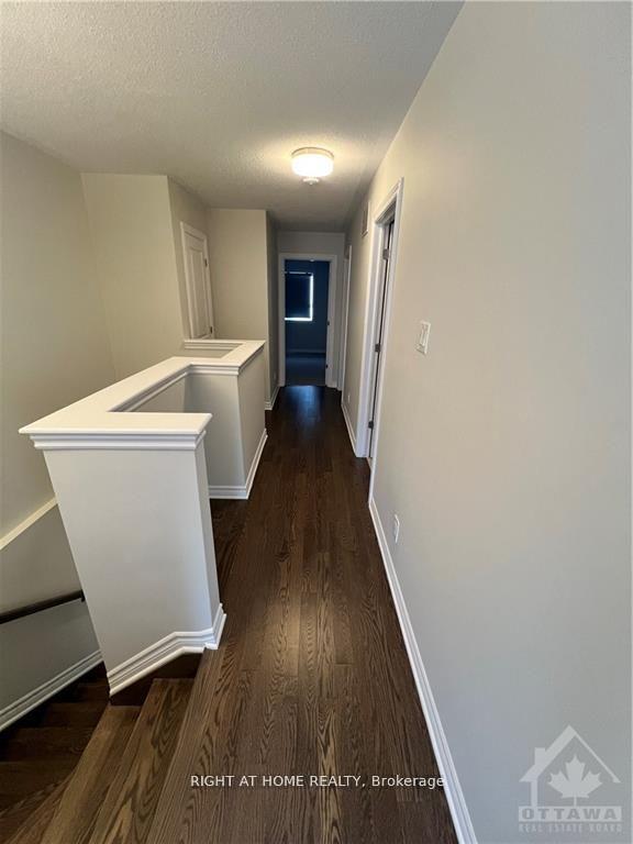 Photo 16 of 42 Jargeau Road, Ottawa, Chapel Hill South - Orleans Village — HOMEH