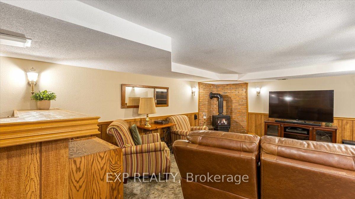 Photo 29 of 1452 Oneida Court, Oshawa, Samac — HOMEH