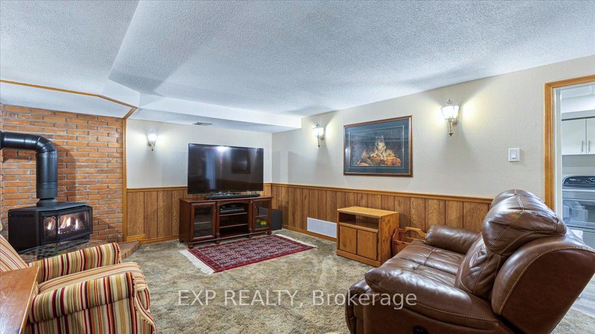Photo 31 of 1452 Oneida Court, Oshawa, Samac — HOMEH