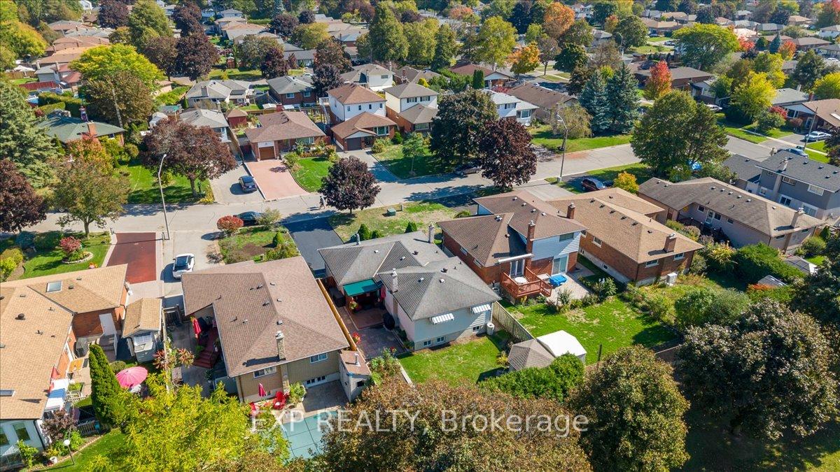 Photo 43 of 1452 Oneida Court, Oshawa, Samac — HOMEH