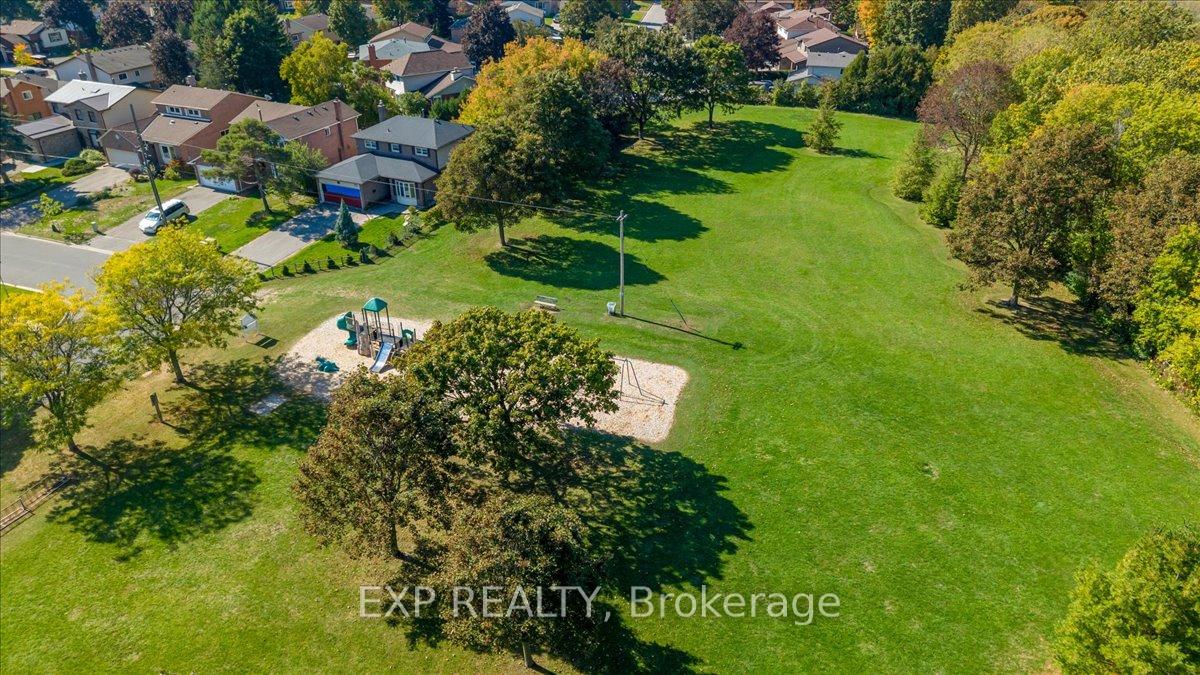 Photo 45 of 1452 Oneida Court, Oshawa, Samac — HOMEH
