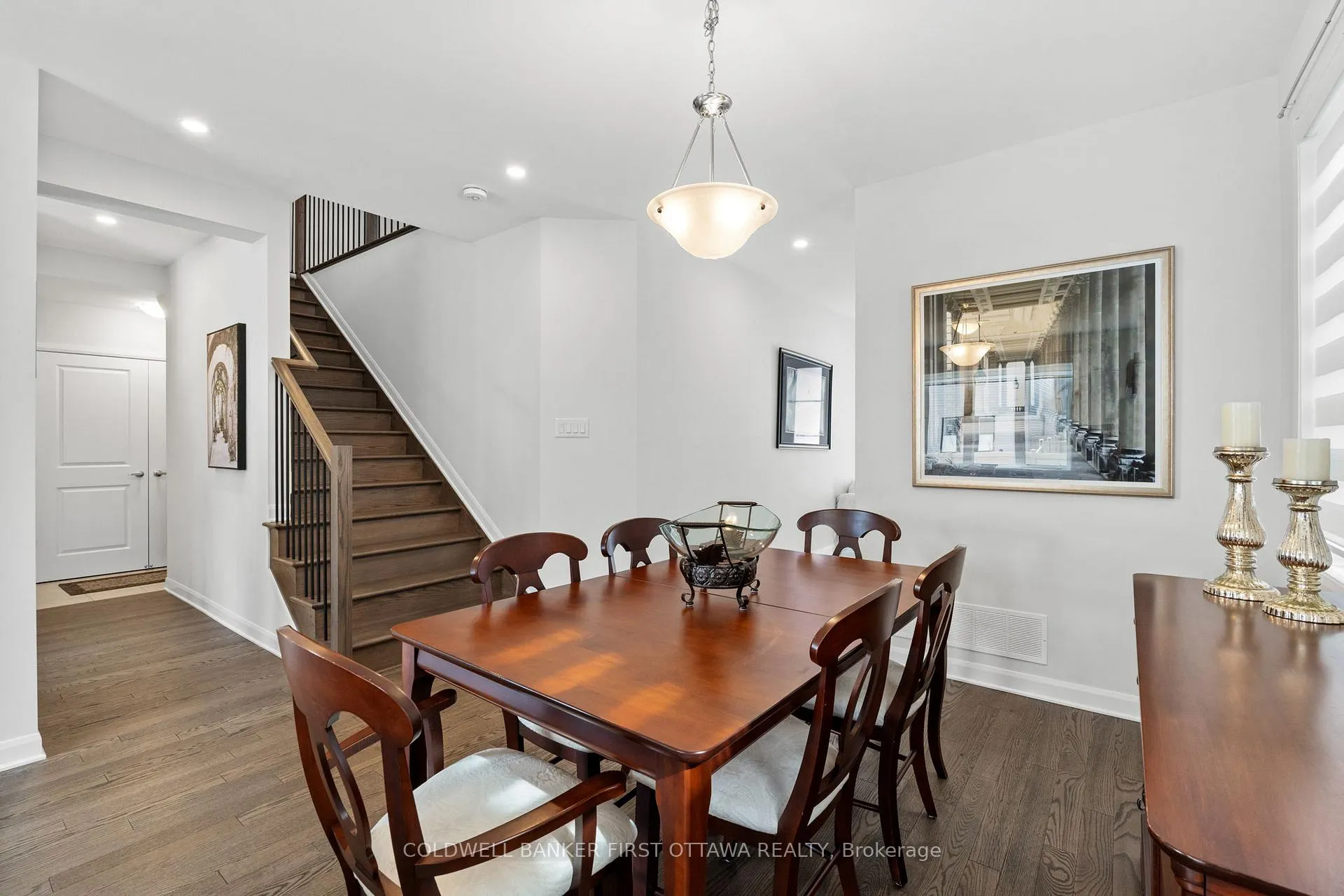 Photo 11 of 522 Anchor Circle, Ottawa, Mahogany Community — HOMEH