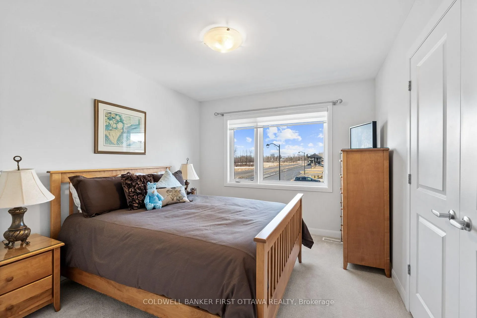 Photo 22 of 522 Anchor Circle, Ottawa, Mahogany Community — HOMEH