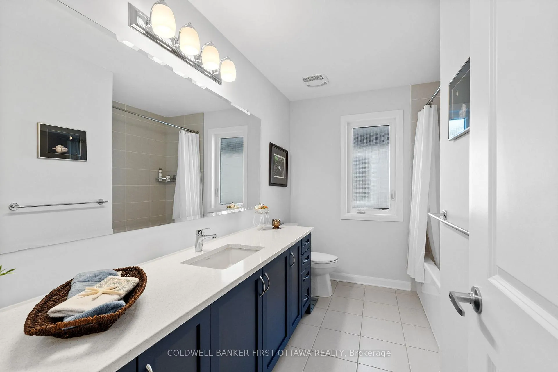 Photo 32 of 522 Anchor Circle, Ottawa, Mahogany Community — HOMEH