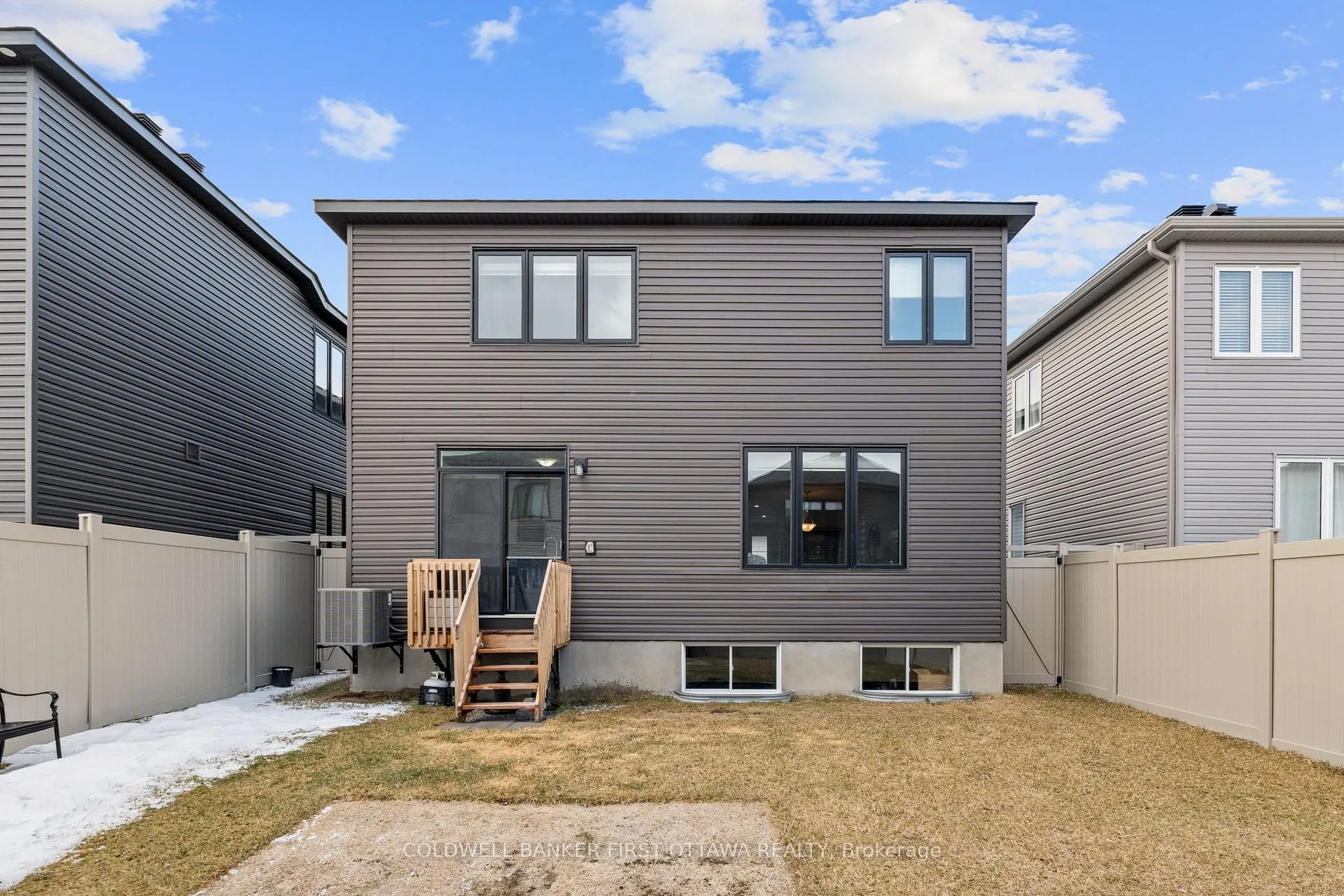 Photo 34 of 522 Anchor Circle, Ottawa, Mahogany Community — HOMEH