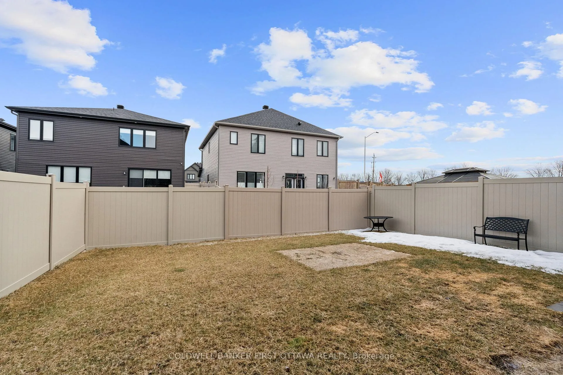 Photo 37 of 522 Anchor Circle, Ottawa, Mahogany Community — HOMEH