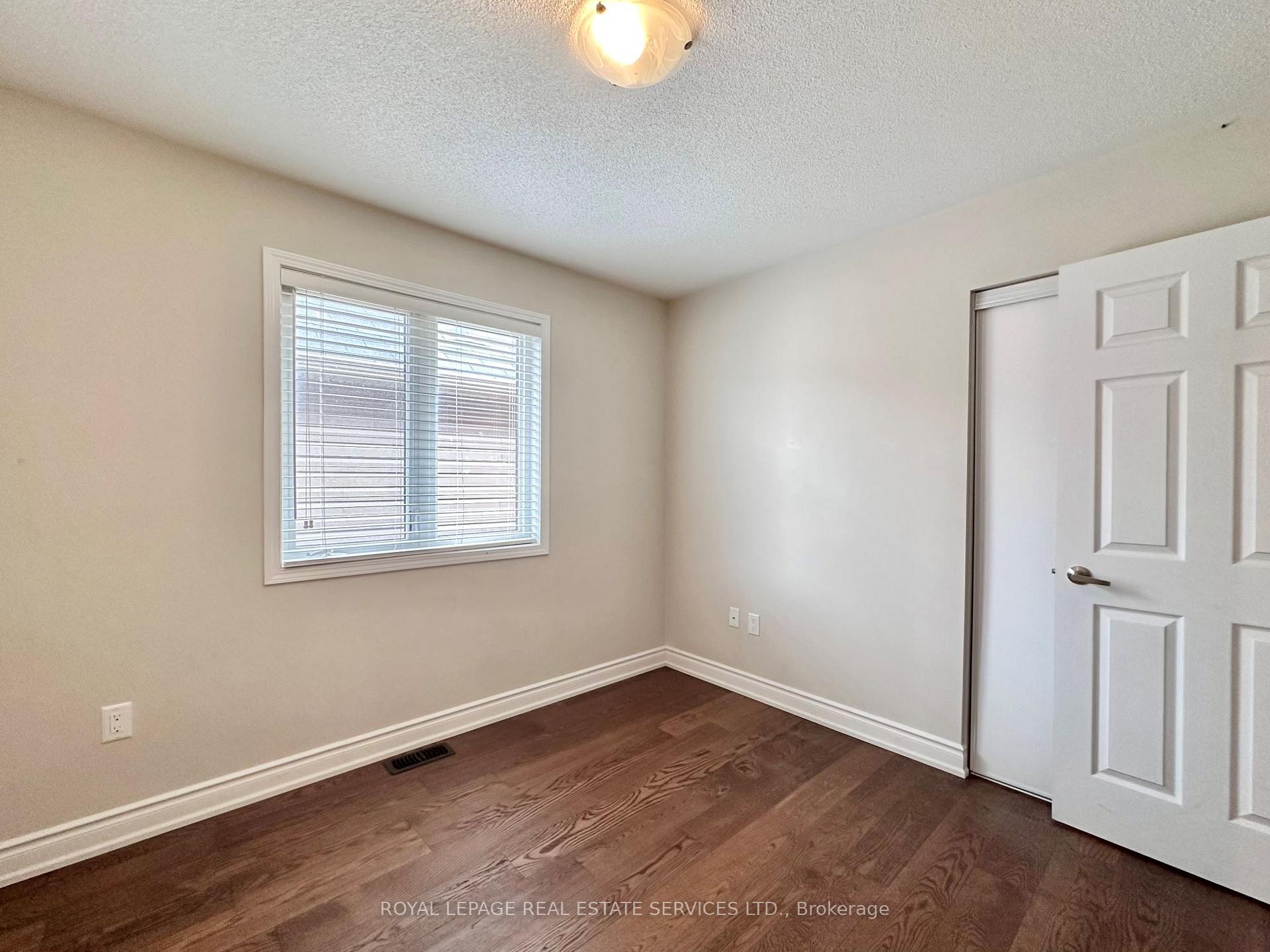 Photo 14 of 945 Asleton Boulevard, Milton, Willmott — HOMEH