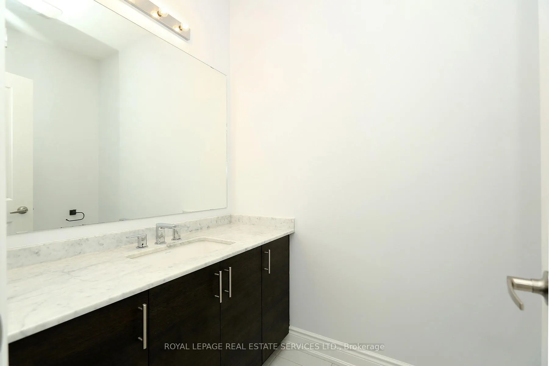 Photo 15 of 3134 Post Road, Oakville, Glenorchy — HOMEH