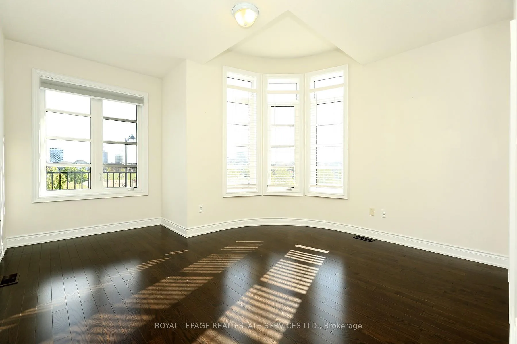 Photo 25 of 3134 Post Road, Oakville, Glenorchy — HOMEH