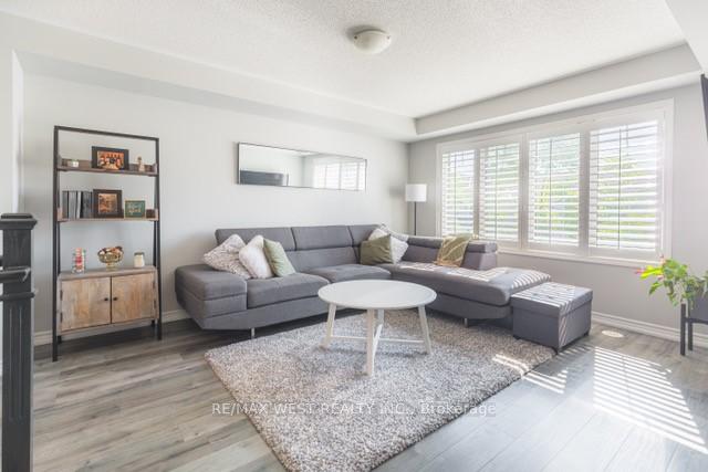 Photo 10 of 1669 Copeland Circle, Milton, Clarke — HOMEH