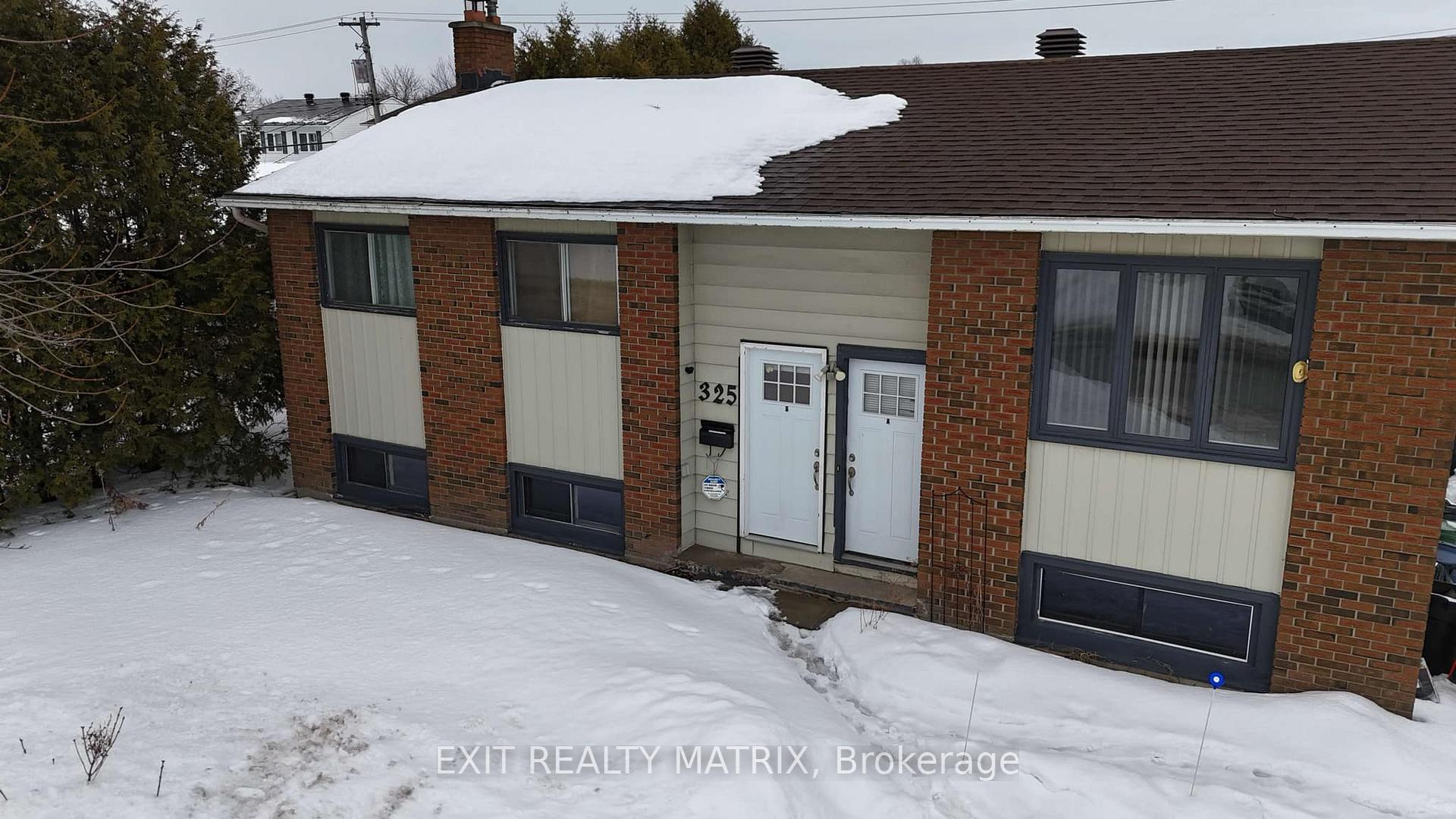 Photo 2 of Unit B, 325 Amiens Street, Ottawa, Bilberry Creek/Queenswood Heights — HOMEH