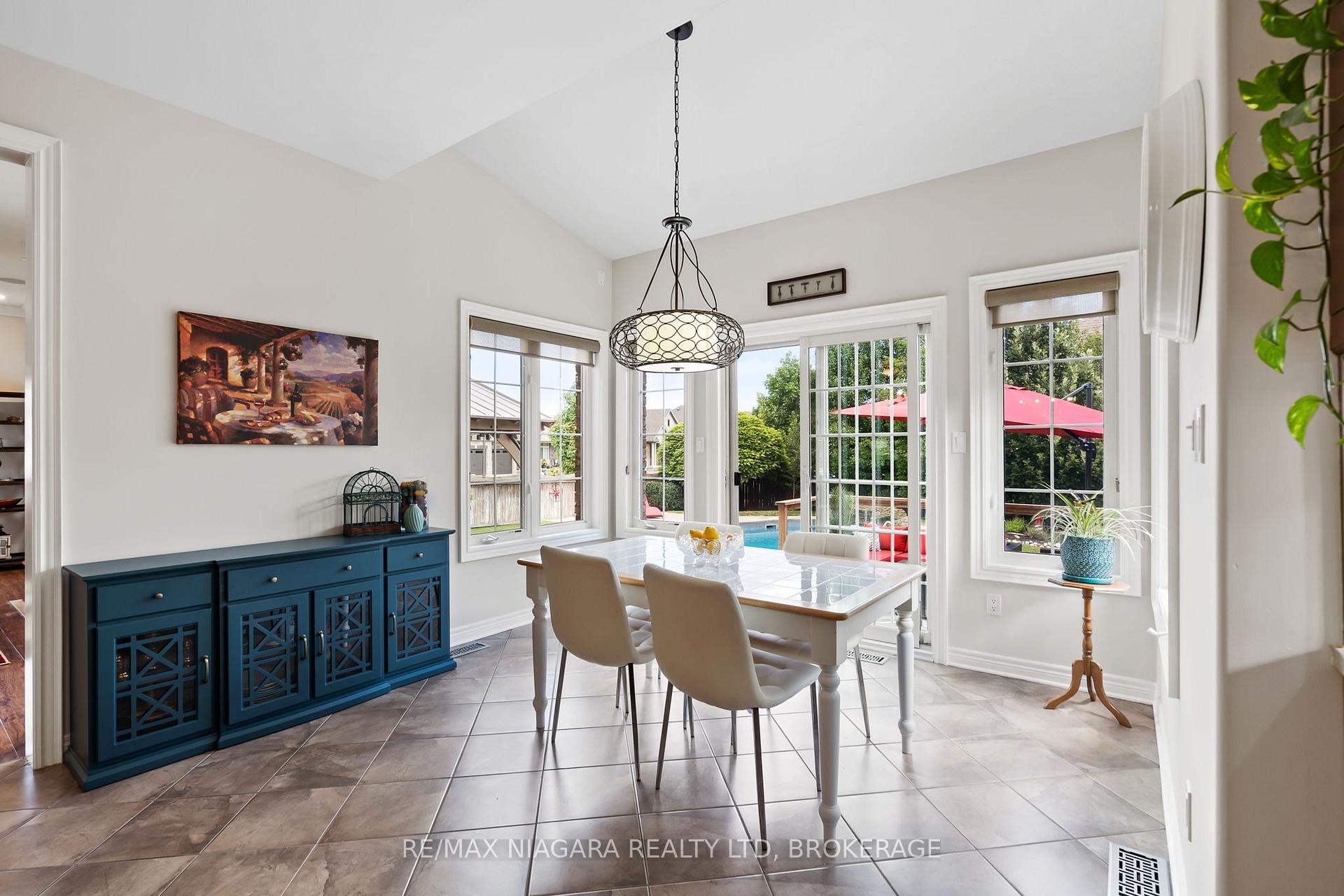 Photo 13 of 37 Buckley Terrace, Pelham, Fonthill — HOMEH