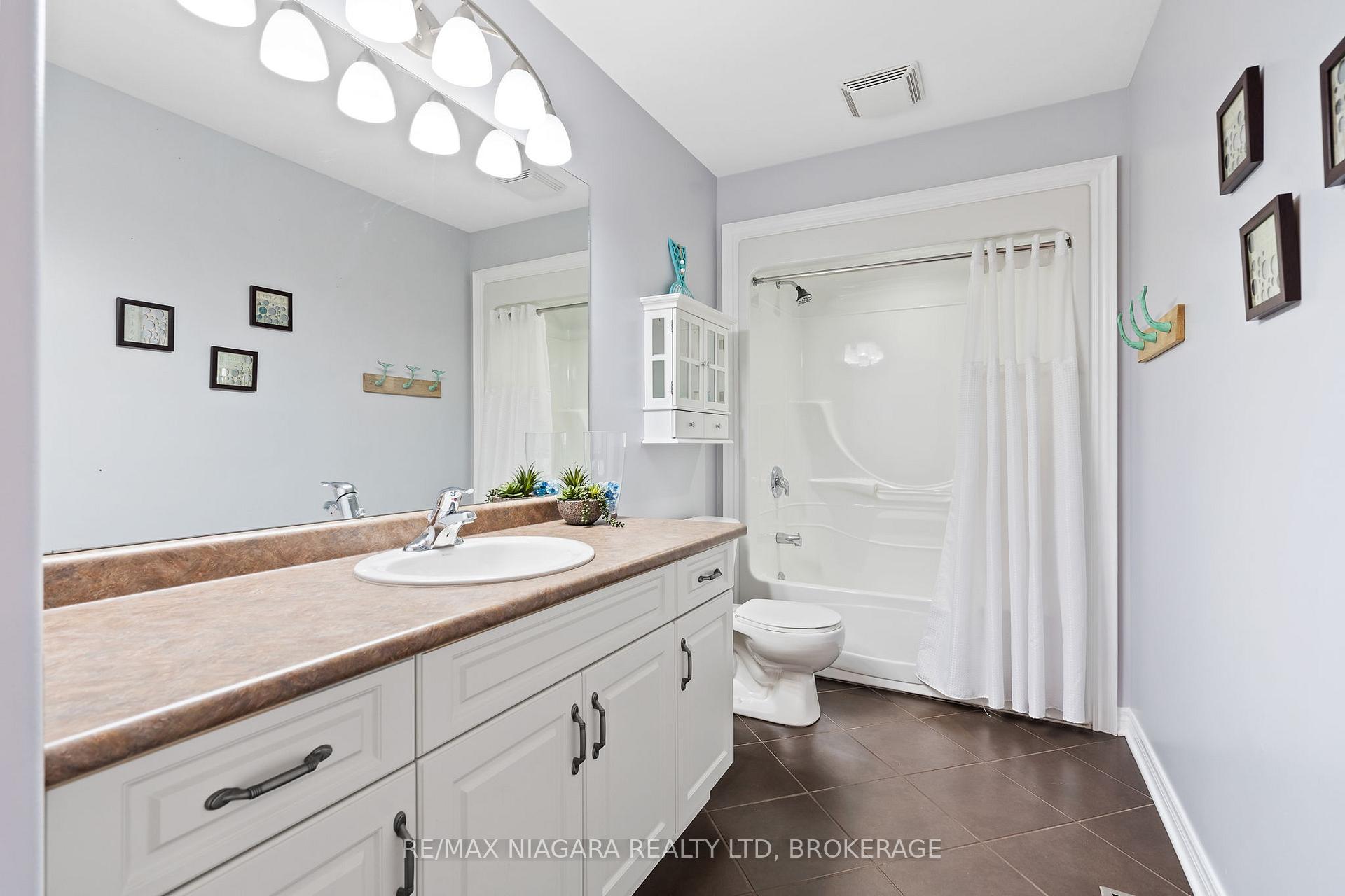 Photo 26 of 37 Buckley Terrace, Pelham, Fonthill — HOMEH