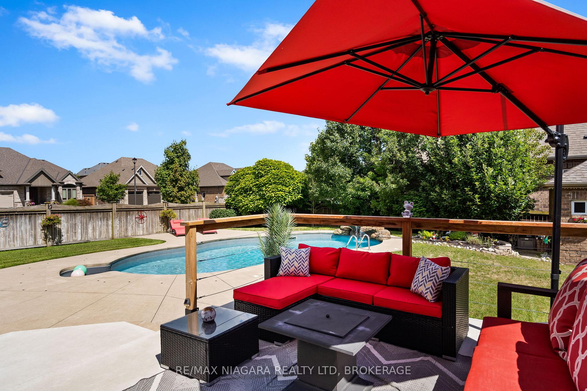 Photo 35 of 37 Buckley Terrace, Pelham, Fonthill — HOMEH