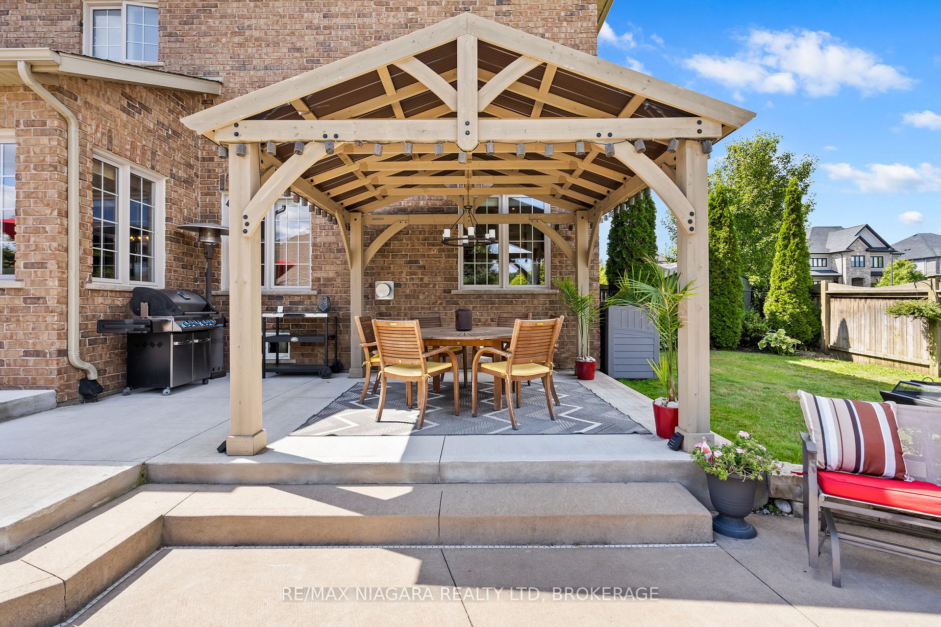 Photo 40 of 37 Buckley Terrace, Pelham, Fonthill — HOMEH