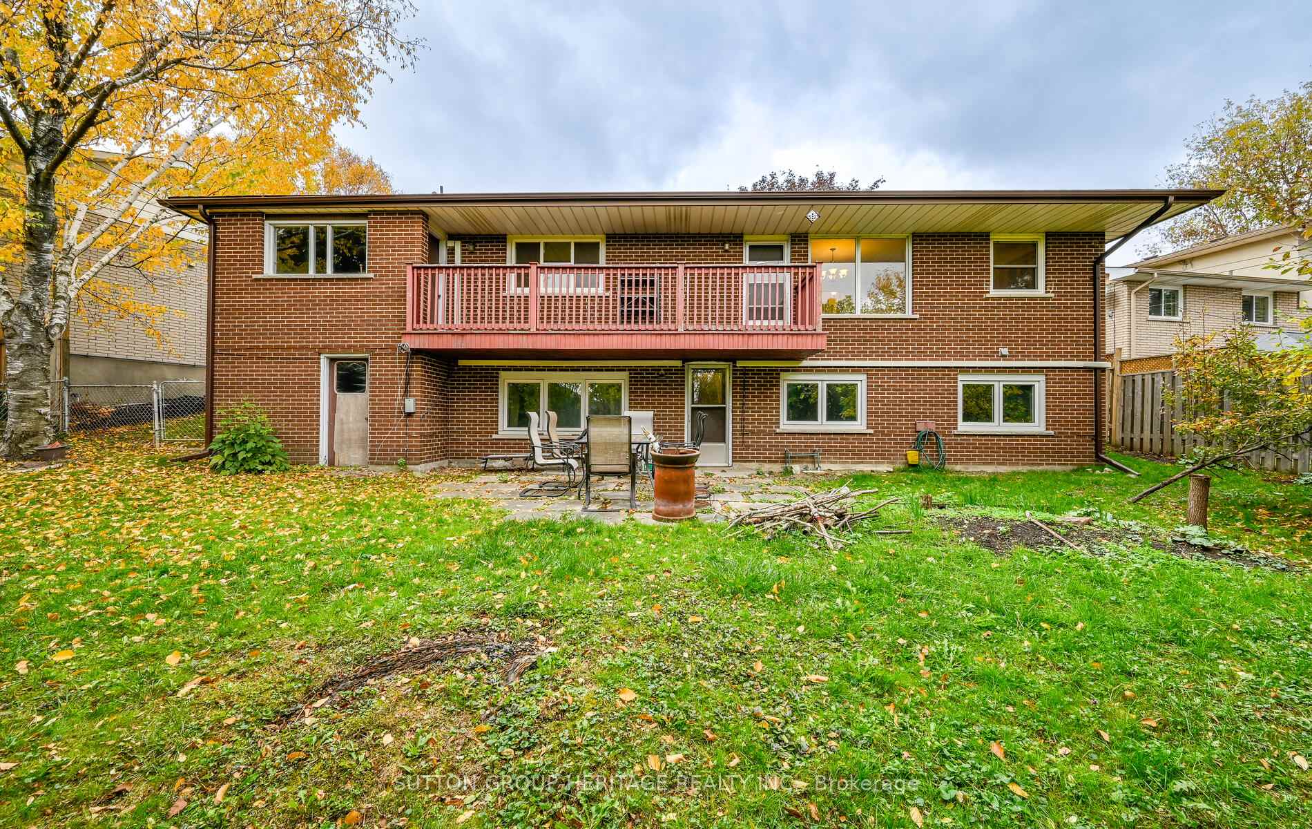 Photo 29 of 253 Fairlawn Court, Oshawa, McLaughlin — HOMEH