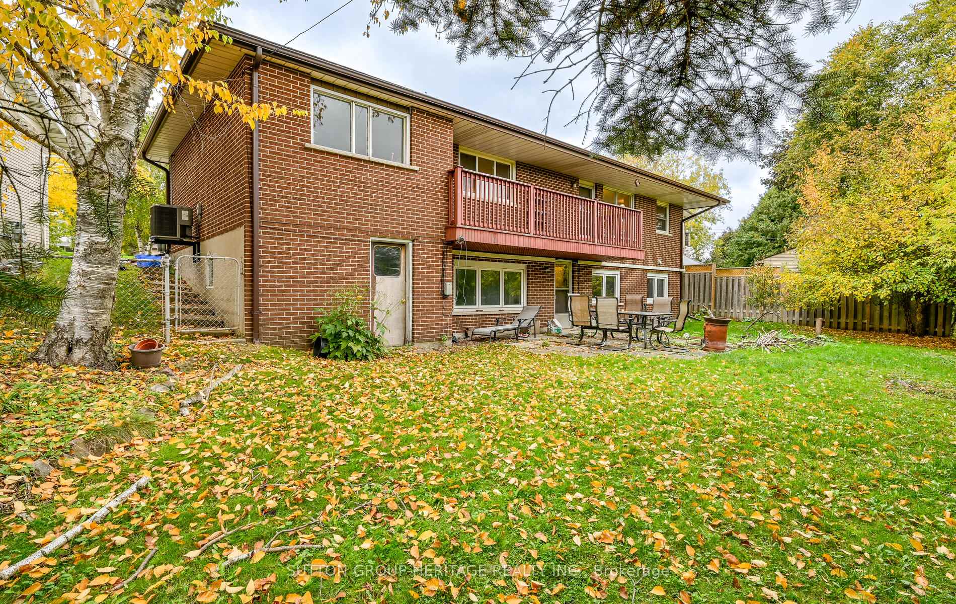 Photo 30 of 253 Fairlawn Court, Oshawa, McLaughlin — HOMEH